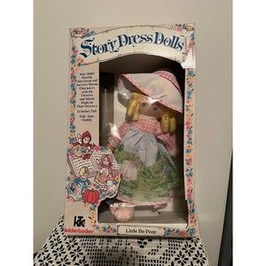 1977 Story Dress Doll